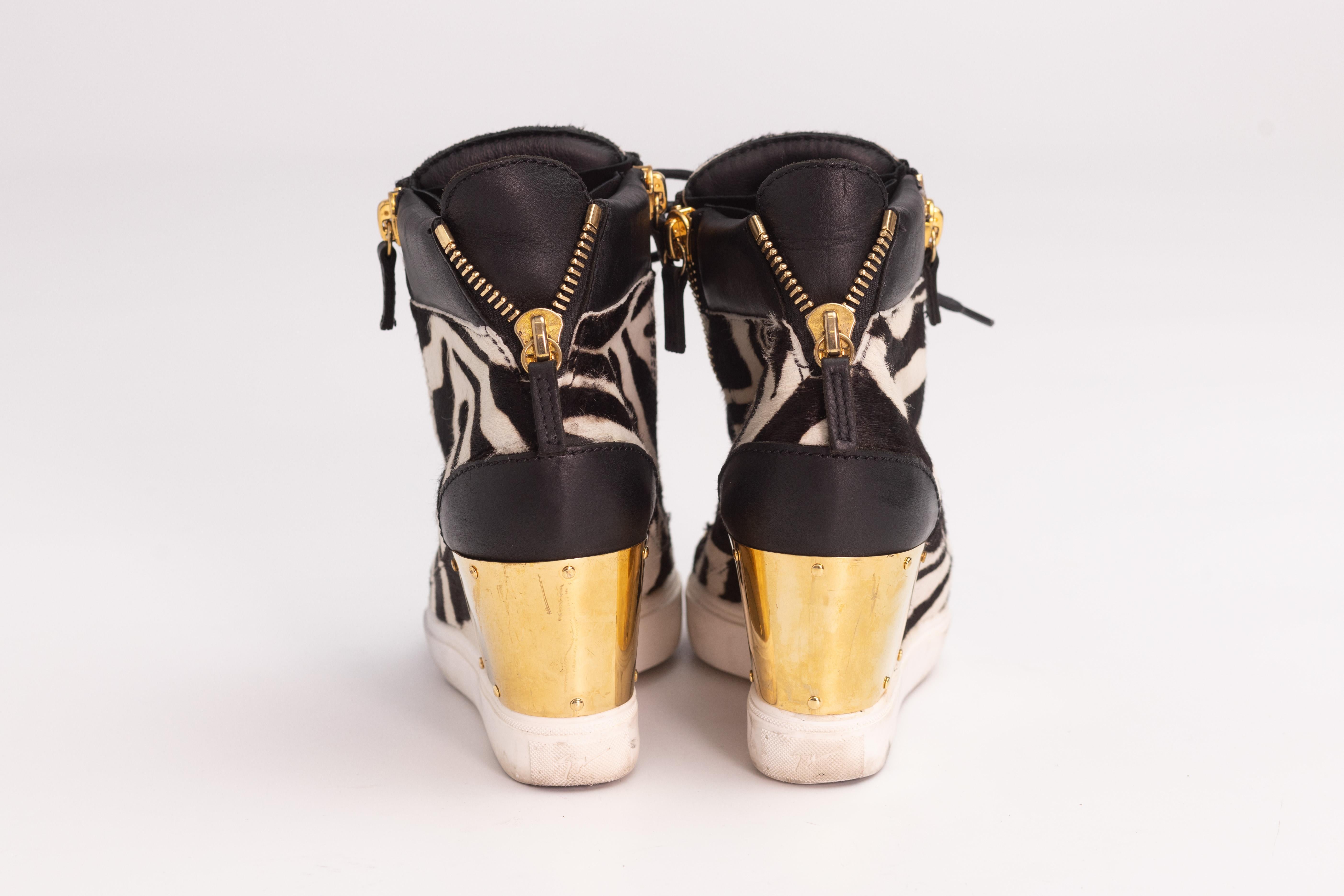 Giuseppe Zanotti Zebra Print Wedge Sneakers (EU 36) In Good Condition For Sale In Montreal, Quebec