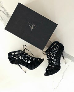 Giusseppe Zanotti Lace Up Gladiator Suede Cage Black Heels size 40