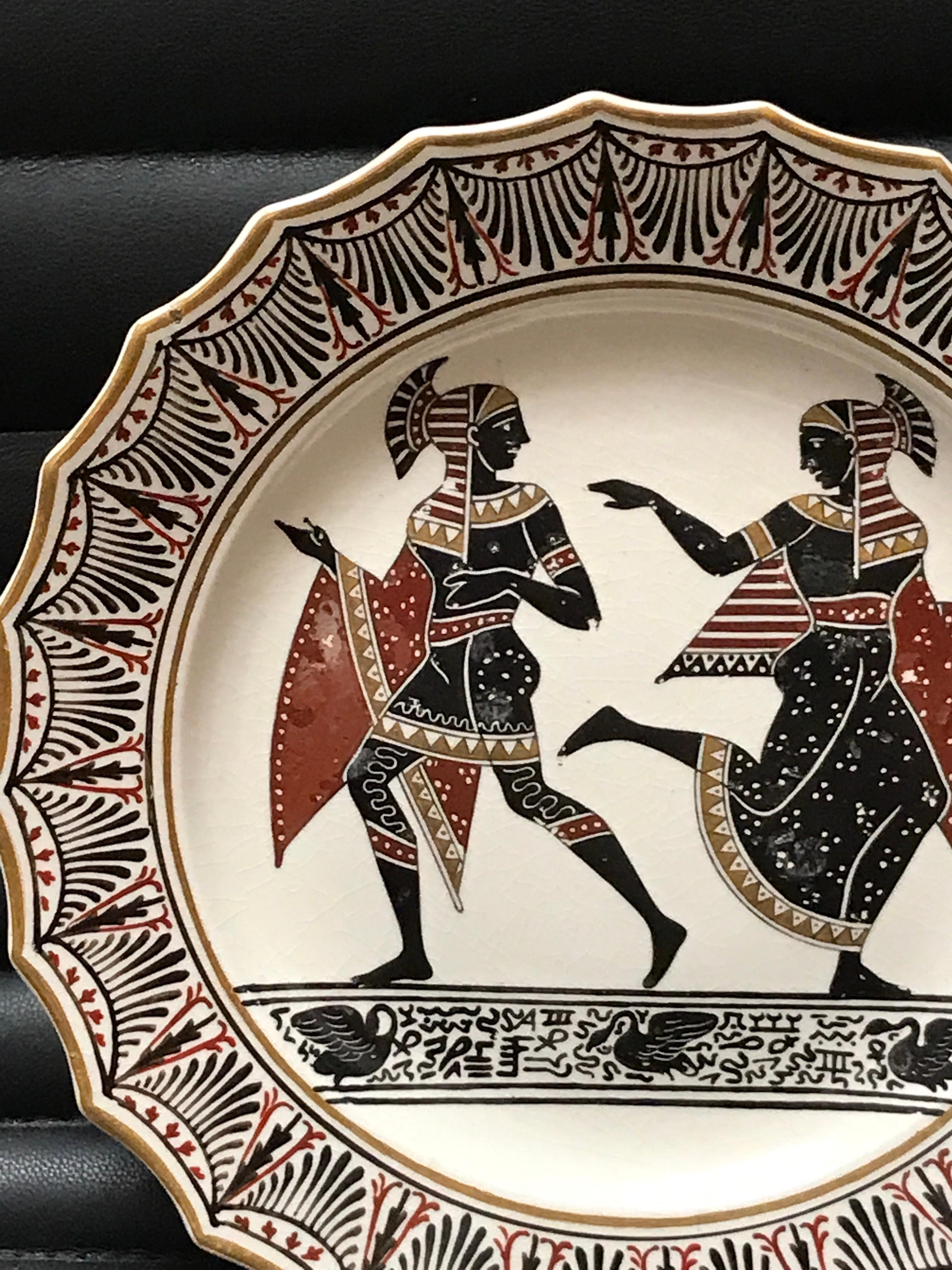 Giustiniani Egyptomania-Keramikteller mit vergoldeten Akzenten, Schwan links (Italienisch) im Angebot