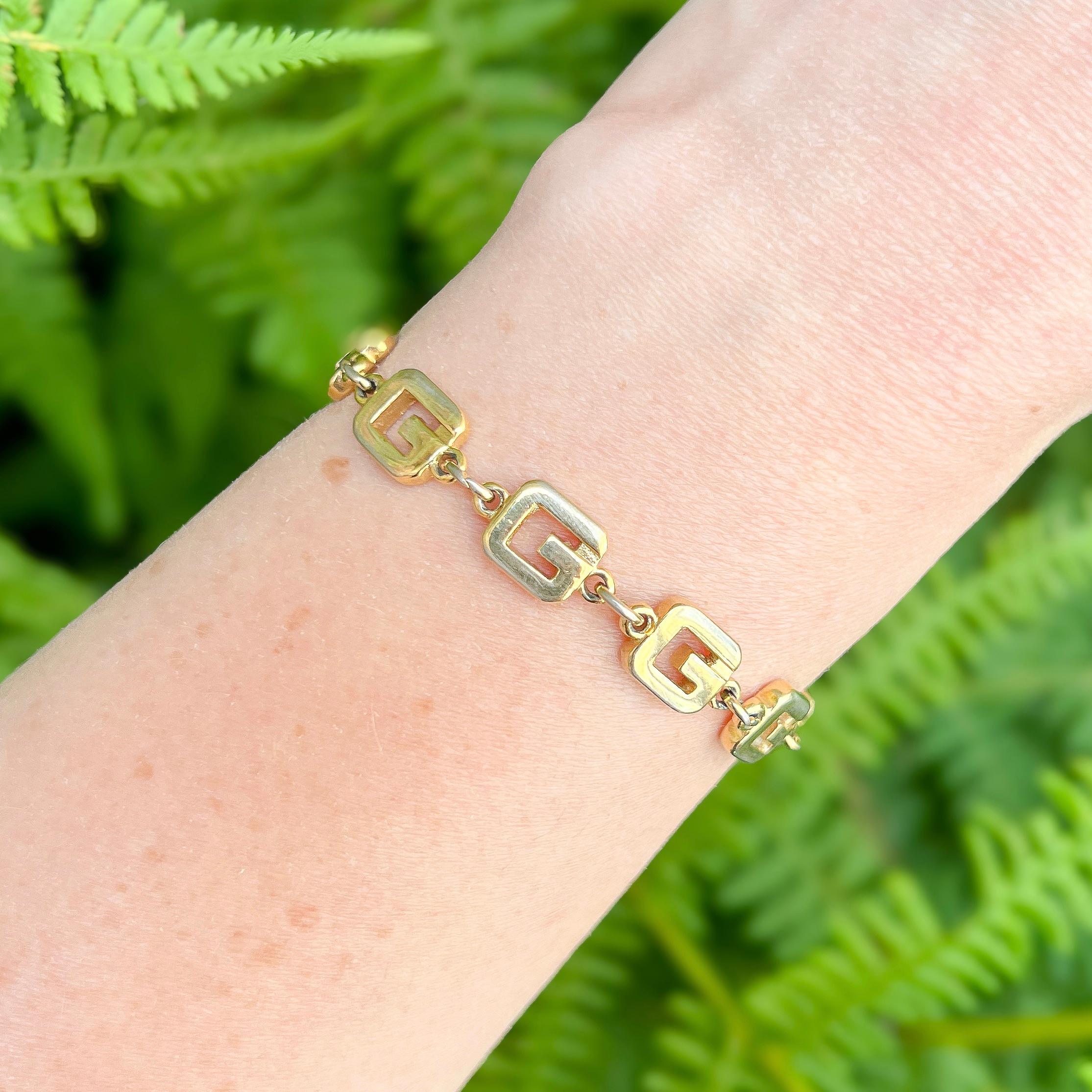 De las mujeres Pulsera vintage Givenchy 1970 chapada en oro 