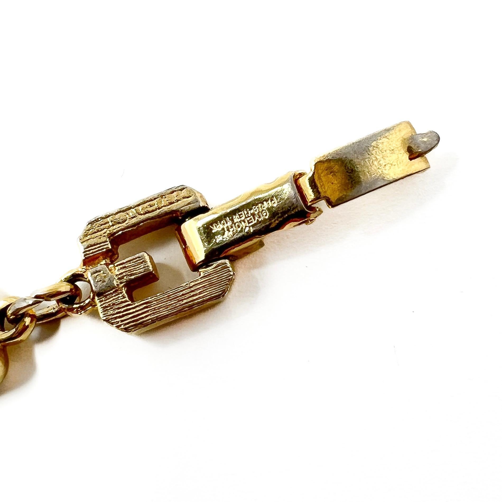 Pulsera vintage Givenchy 1970 chapada en oro 