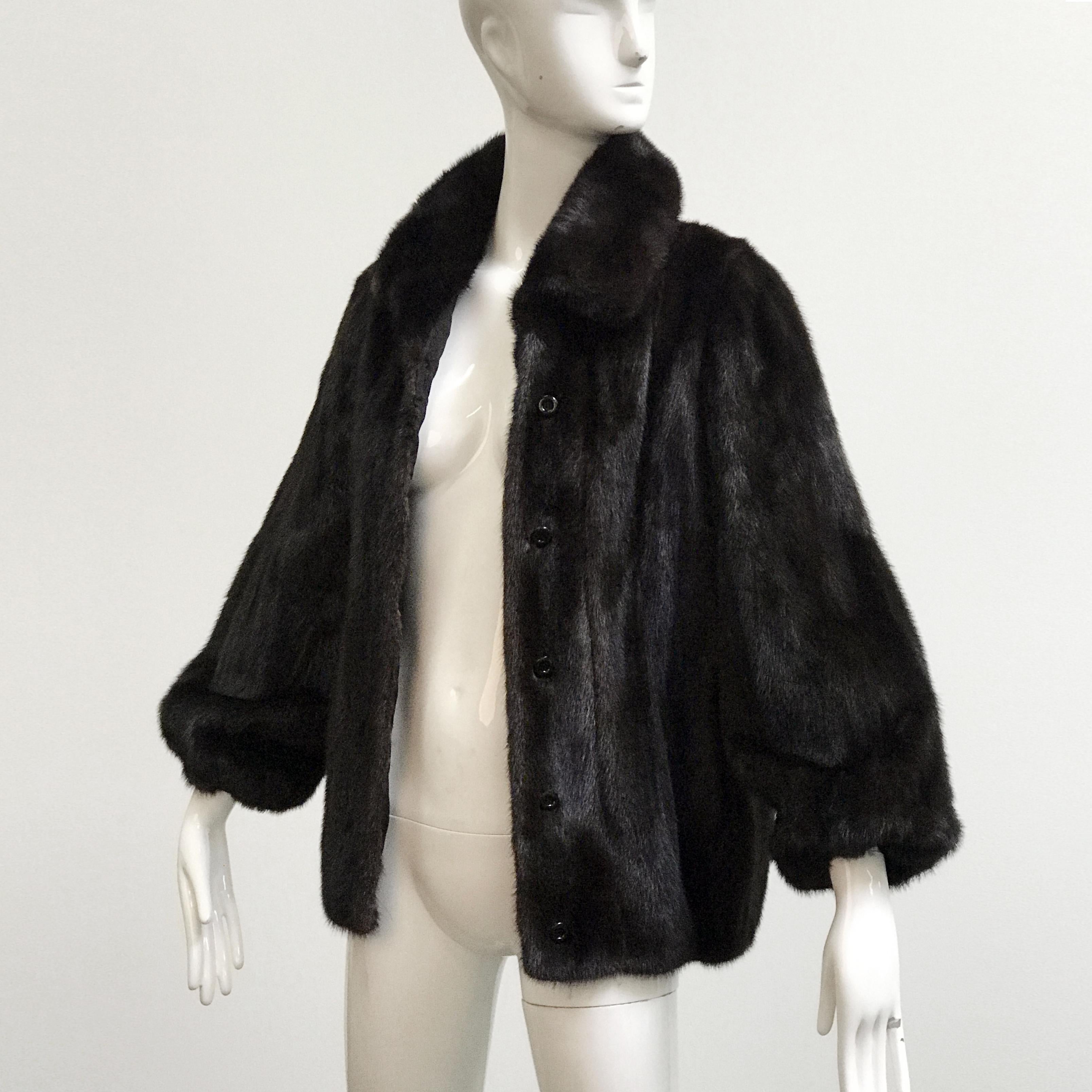 Givenchy 1970s Vintage Mink Fur Jacket/ Coat In Excellent Condition In Sparks, NV