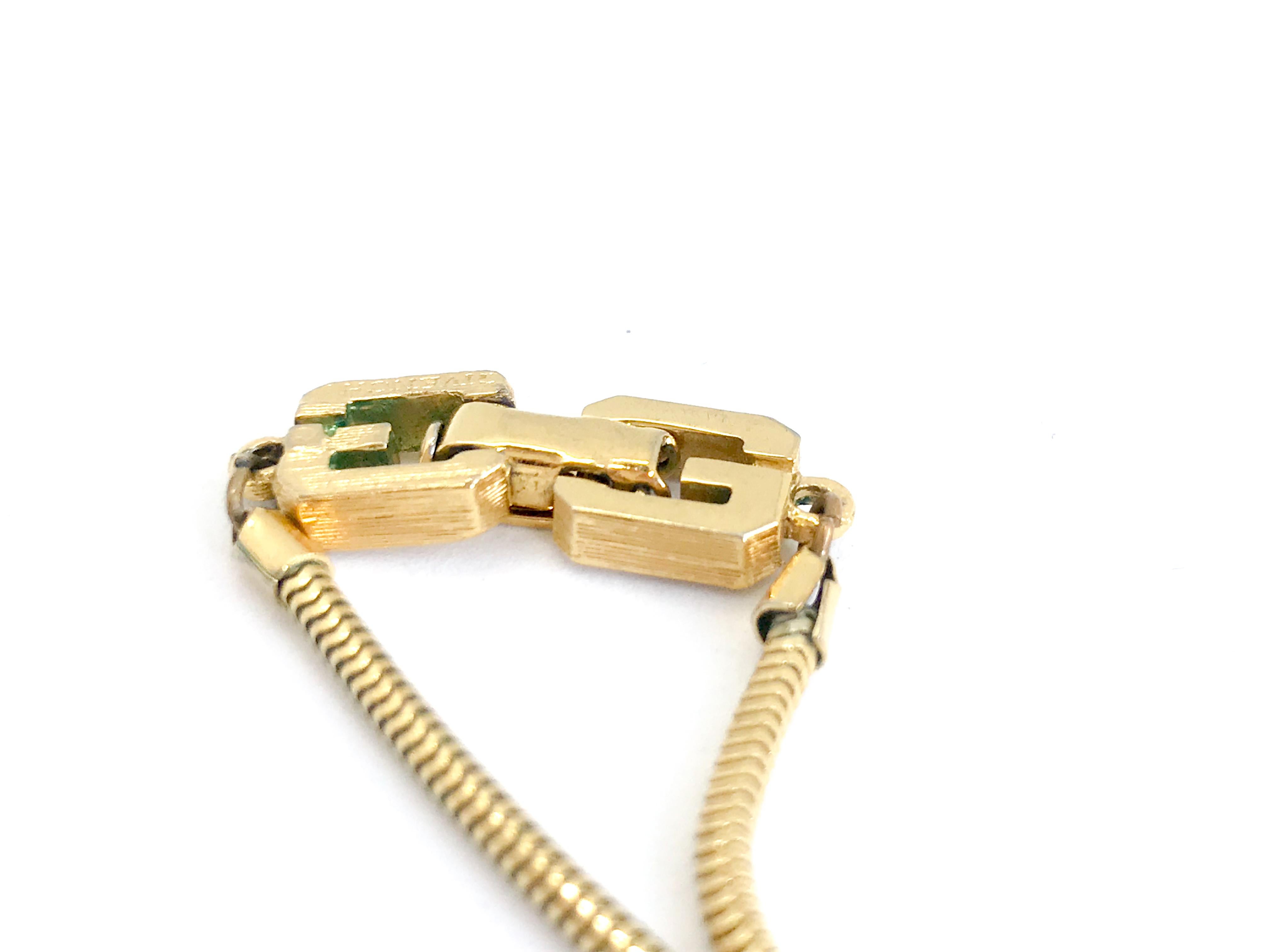 Contemporary Givenchy 1970s Vintage Pendant Necklace