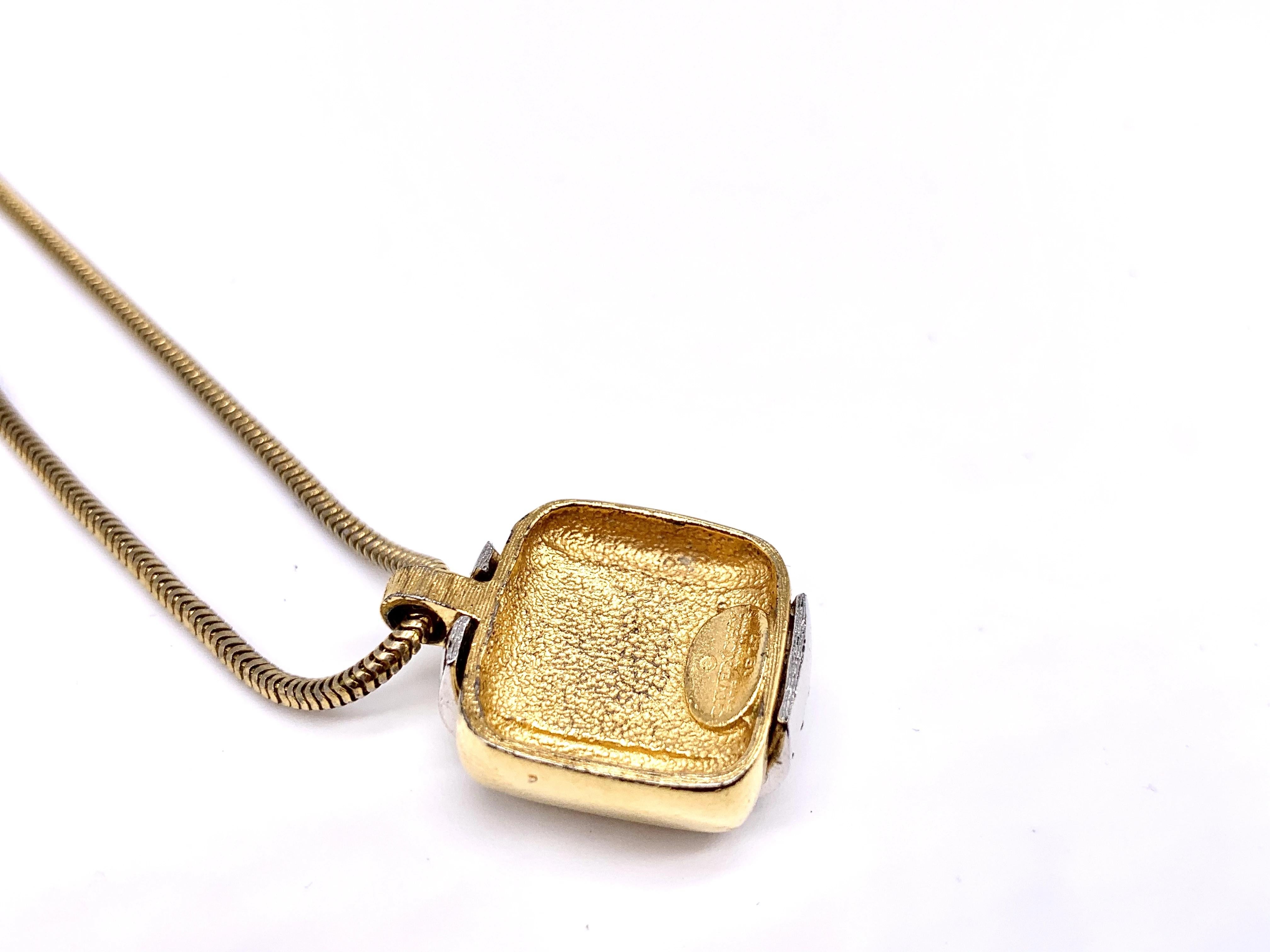 Women's GIVENCHY 1970s Vintage Pendant Necklace