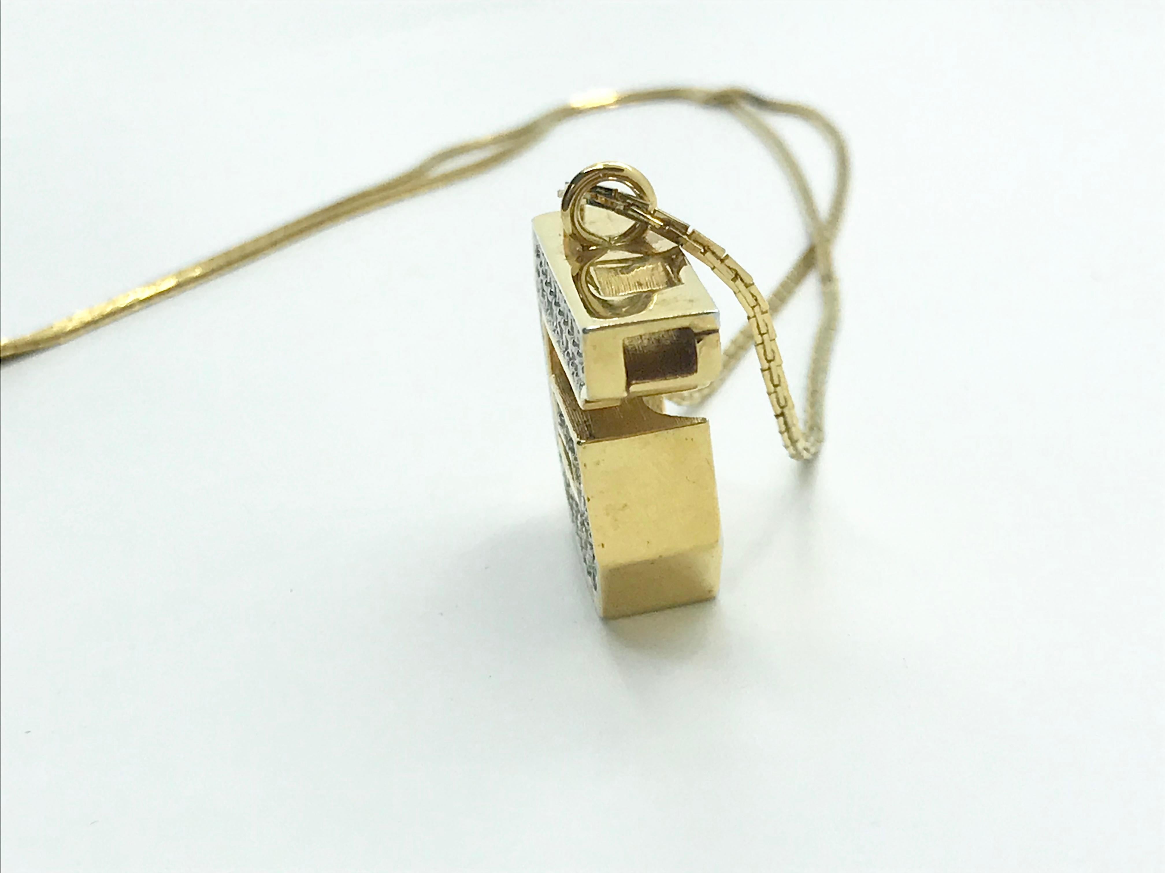 givenchy g necklace