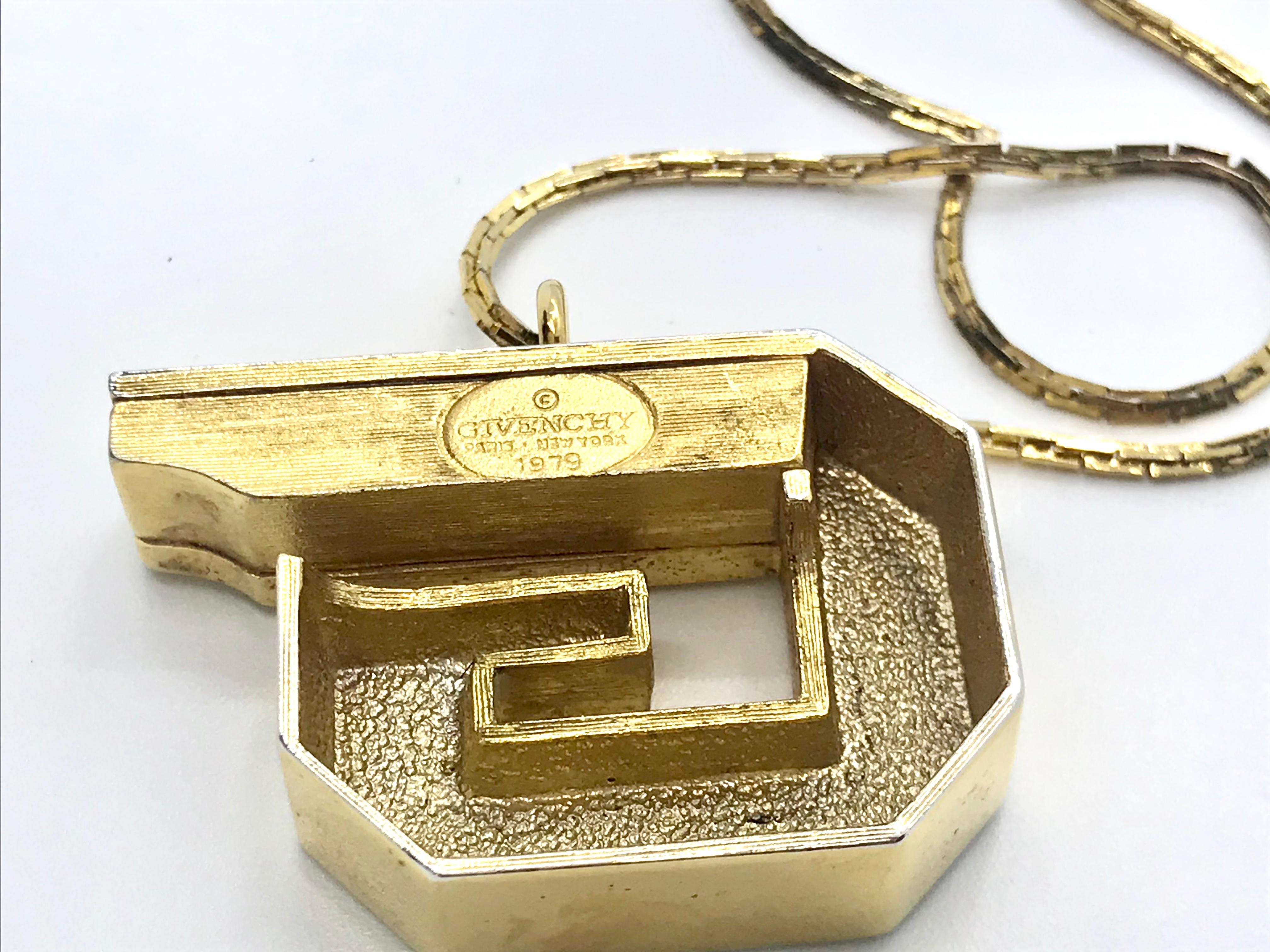 Givenchy 1970s Vintage Whistle Pendant Necklace For Sale 1