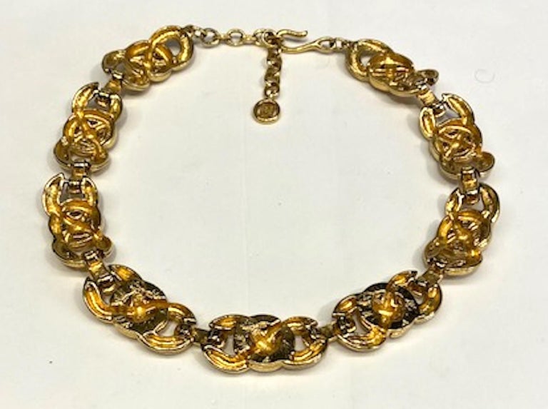 Givenchy 1980s Knot Link Necklace at 1stDibs