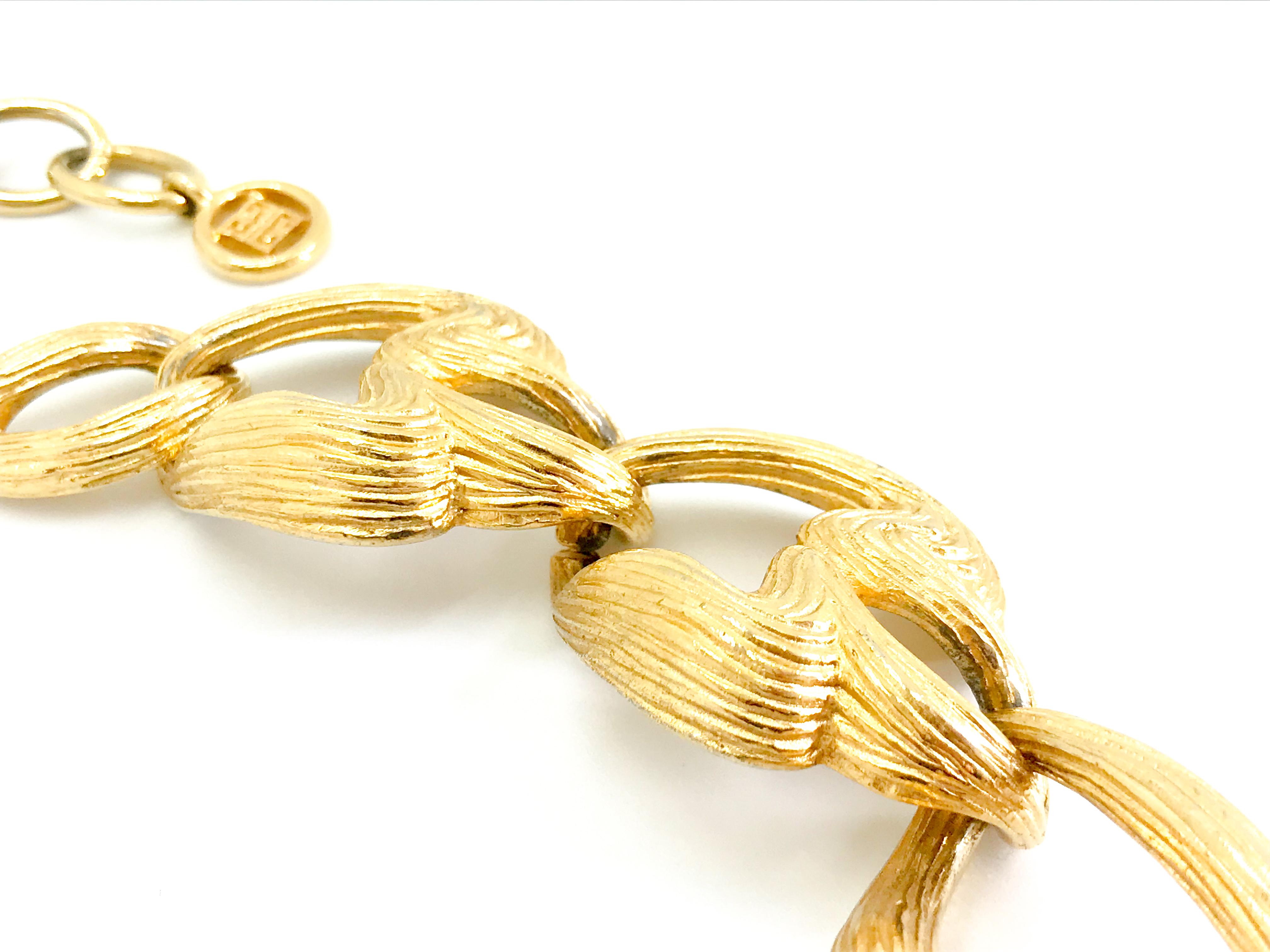 Givenchy 1980s Vintage Statement Chunky Gold Tone Necklace In Good Condition In London, GB