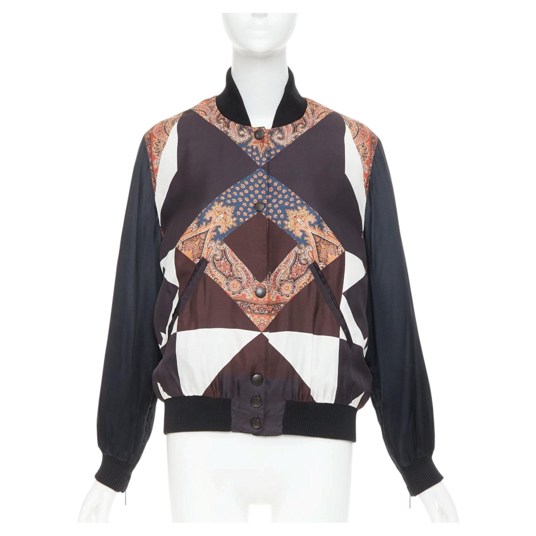 GIVENCHY 2013 Seiden-Teddy-Schal in Schwarz mit Paisley-Muster, geometrische Bomberjacke, Größe 38, M im Angebot