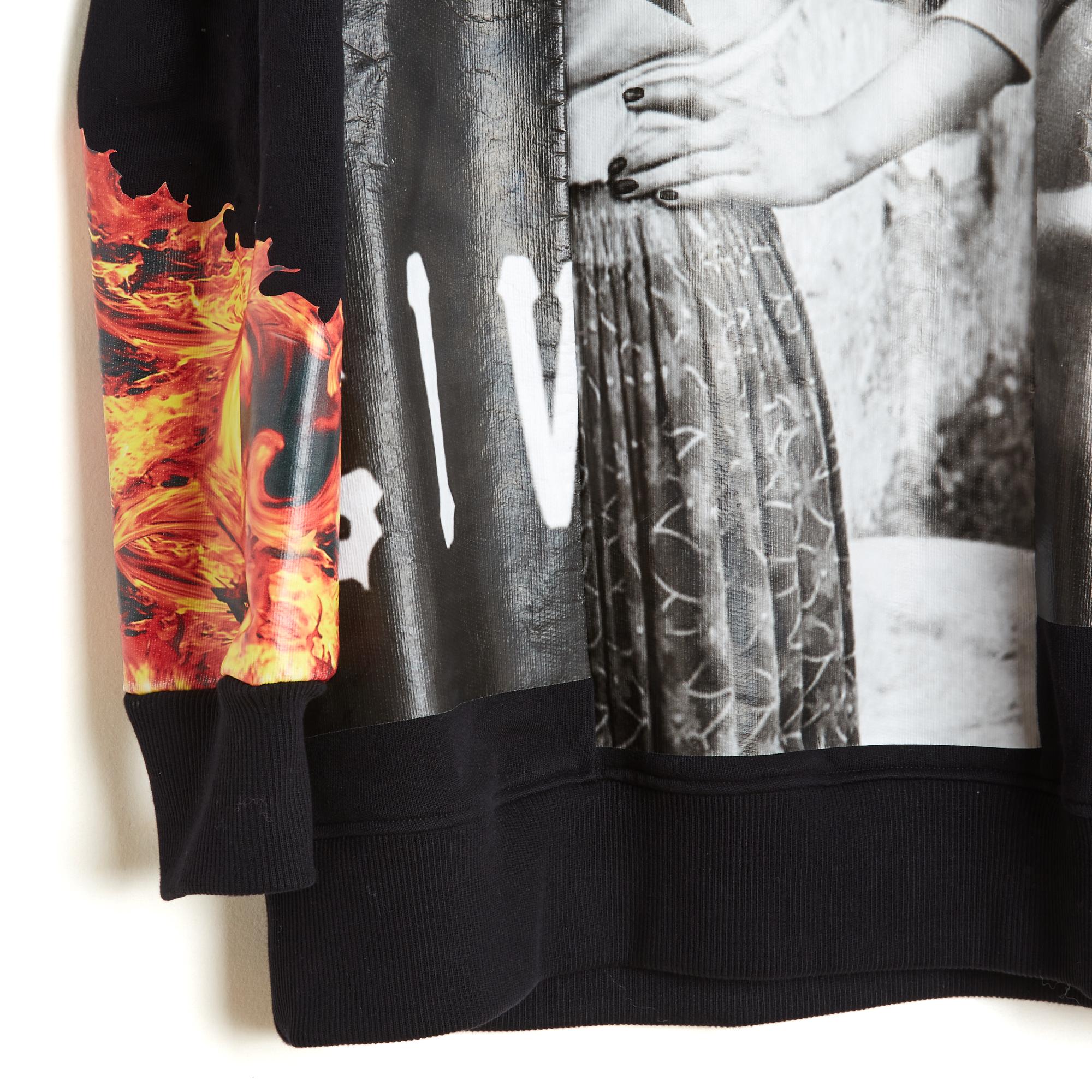 Top sweat-shirt Givenchy de la collection AH2013 en molleton de coton noir, volume oversize et imprimé 