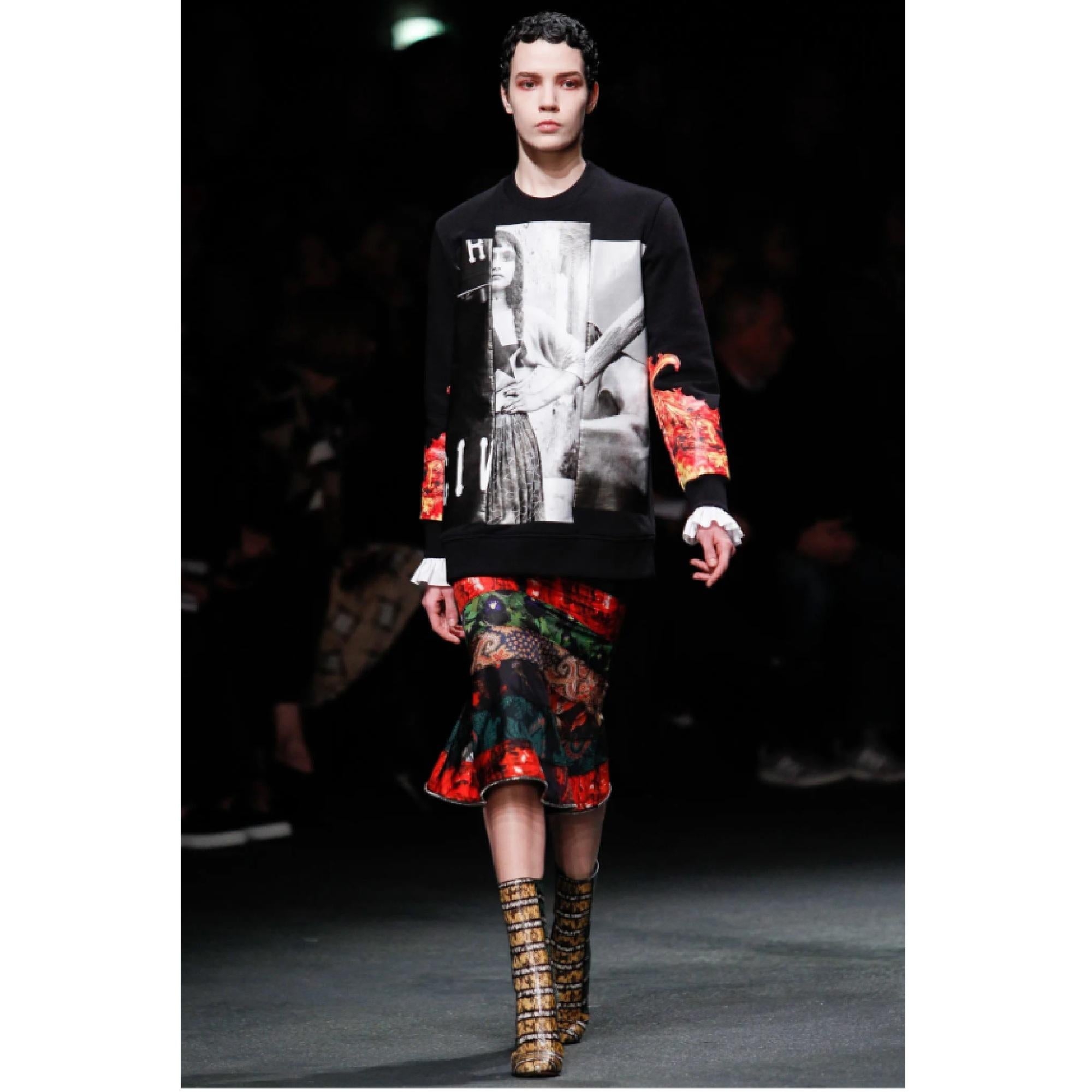Givenchy 2013 Sweat Shirt Oversize FR36 Gipsy Girl Black Sweatshirt UK8 US6 en vente 1