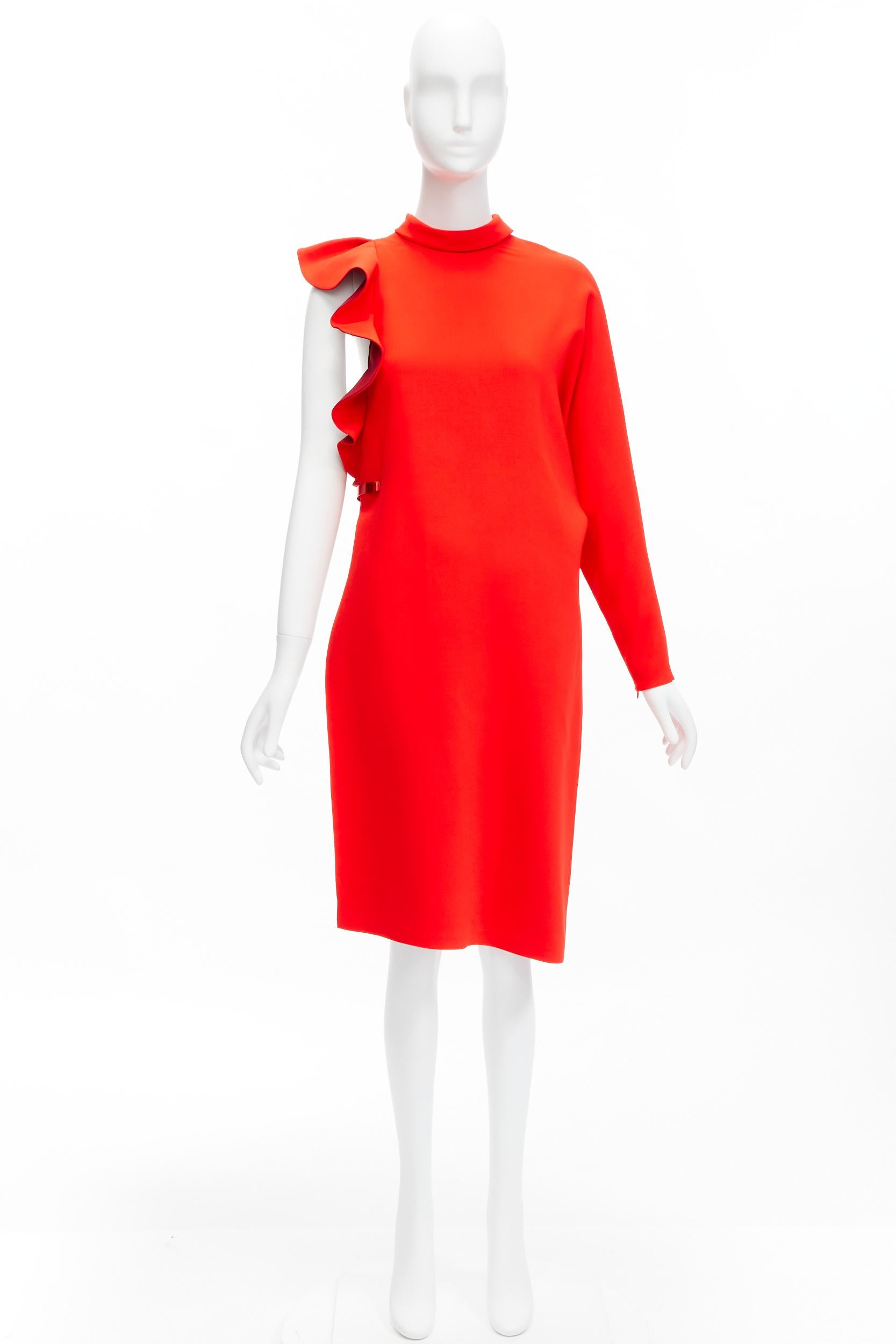 GIVENCHY 2017 Tisci Tribute rosso crepe metal bar ruffle cutout tunica top FR36 S in vendita 5