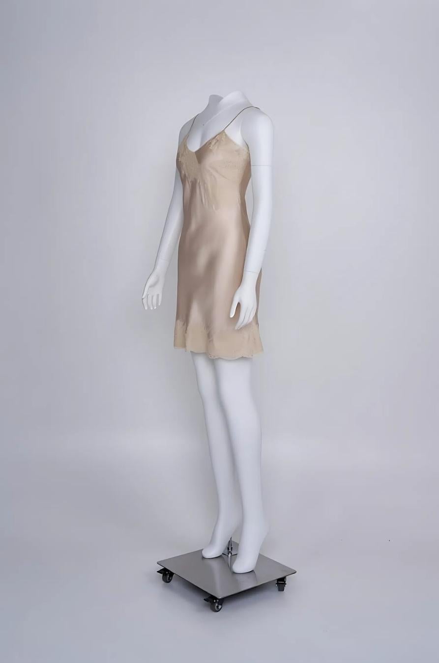 Mini robe Givenchy 90s Pour femmes en vente