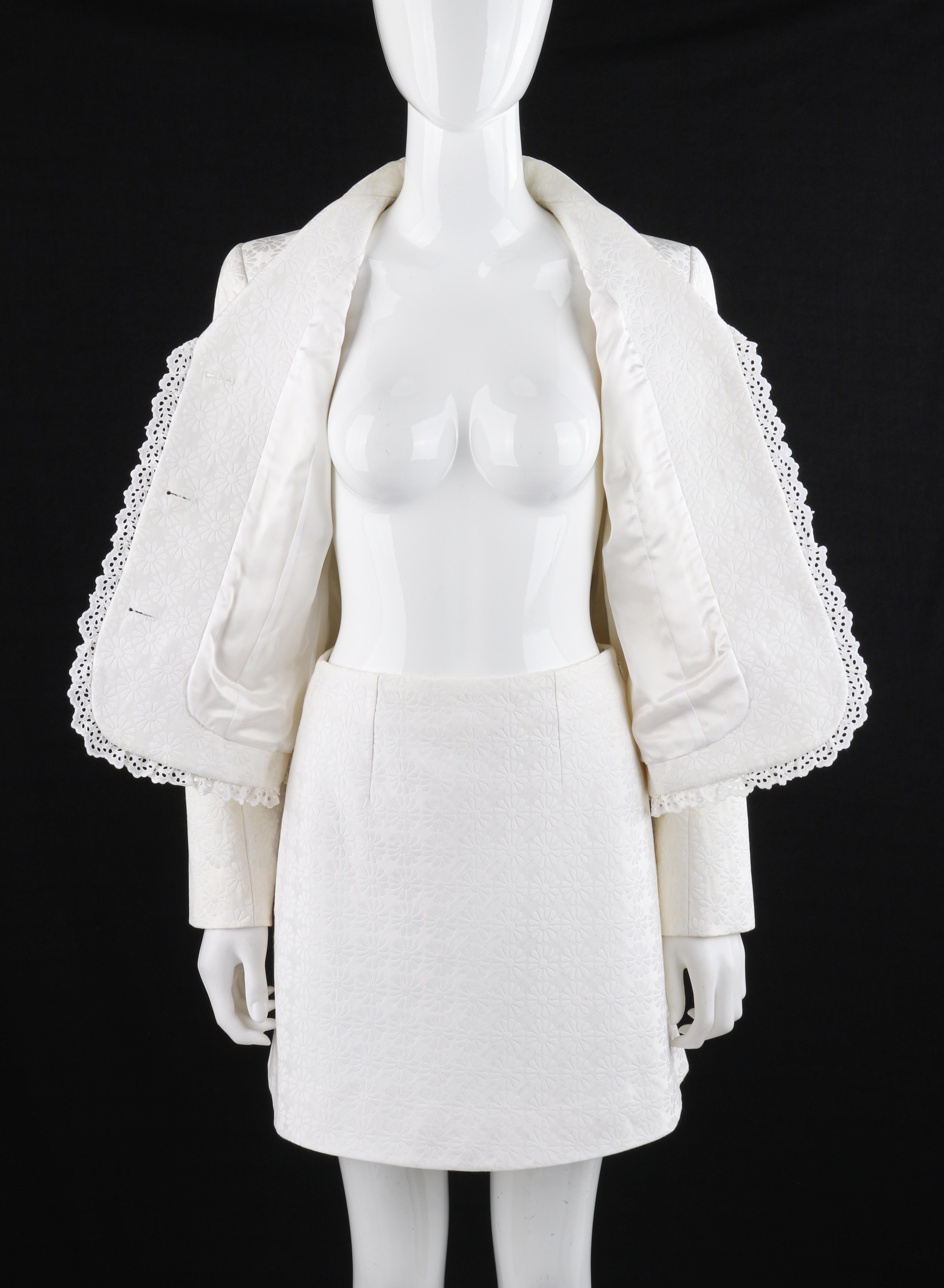 Women's GIVENCHY A/W 1996 JOHN GALLIANO White Floral Brocade Lace Skirt Suit Blazer Set