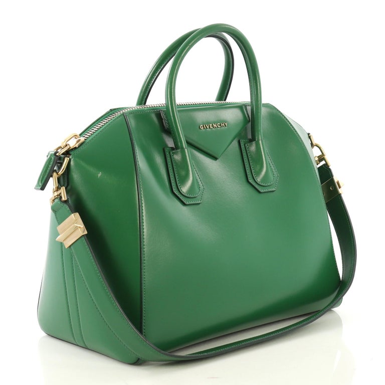 Givenchy Antigona Bag Glazed Leather Medium For Sale at 1stdibs