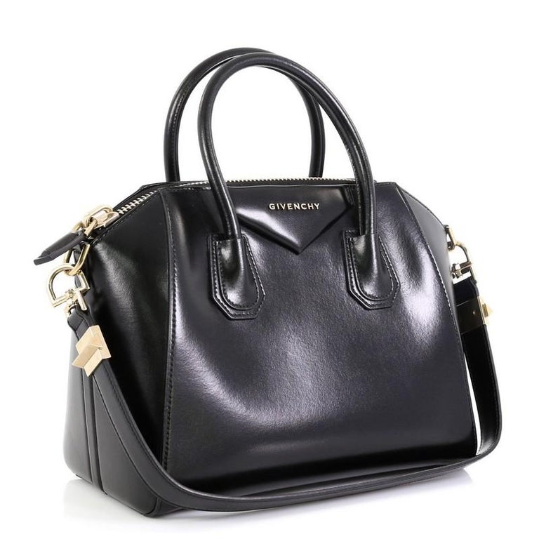 Givenchy Antigona Bag Glazed Leather Small For Sale at 1stdibs