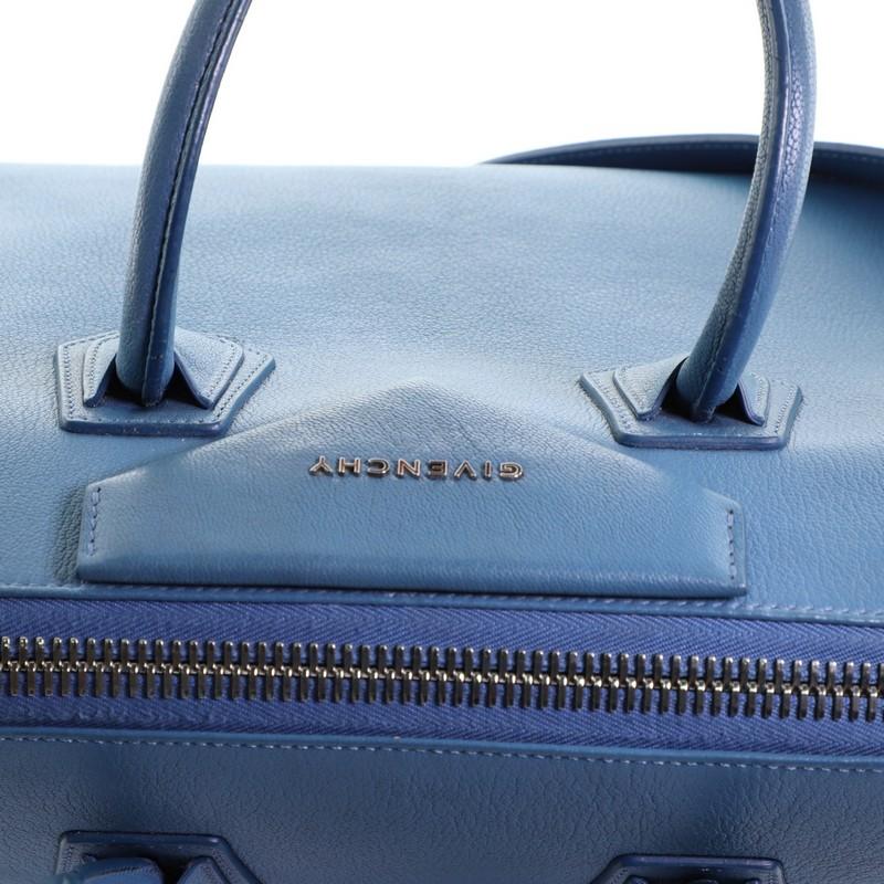Givenchy Antigona Bag Leather Medium  2