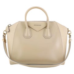 Used Givenchy Antigona Bag Leather Medium