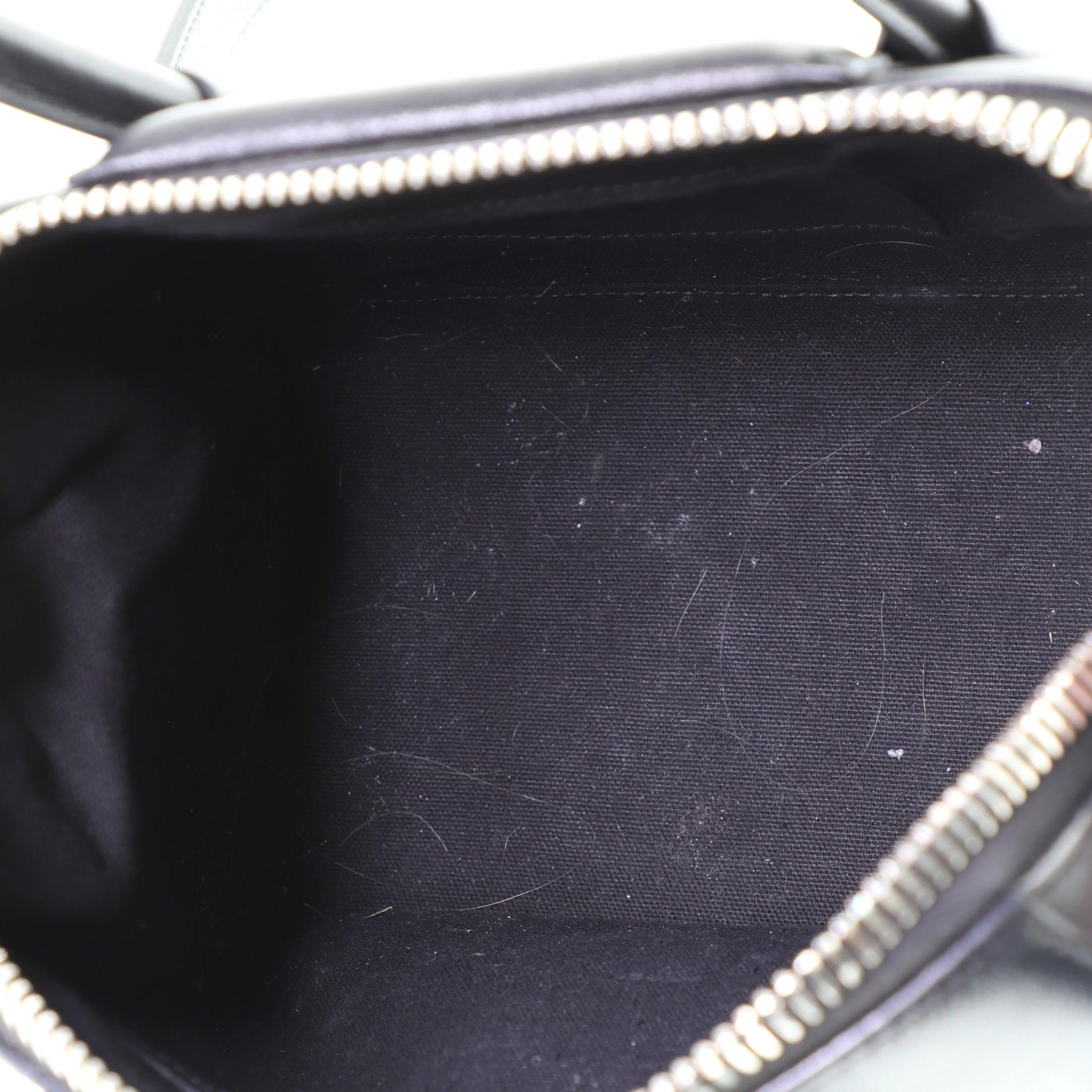Women's or Men's Givenchy Antigona Bag Leather Small