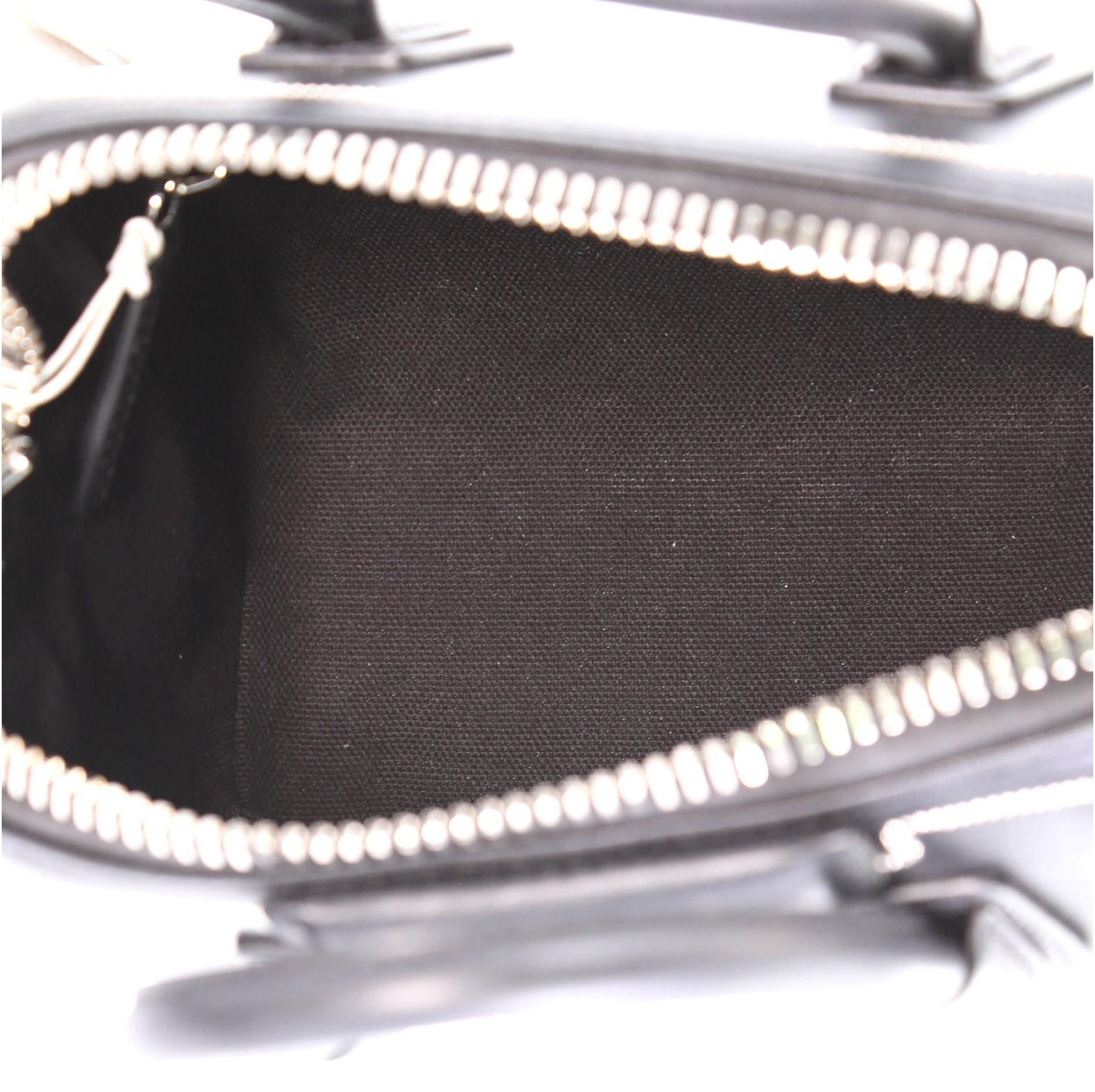 Women's or Men's Givenchy Antigona Bag Leather with Chain Detail Mini