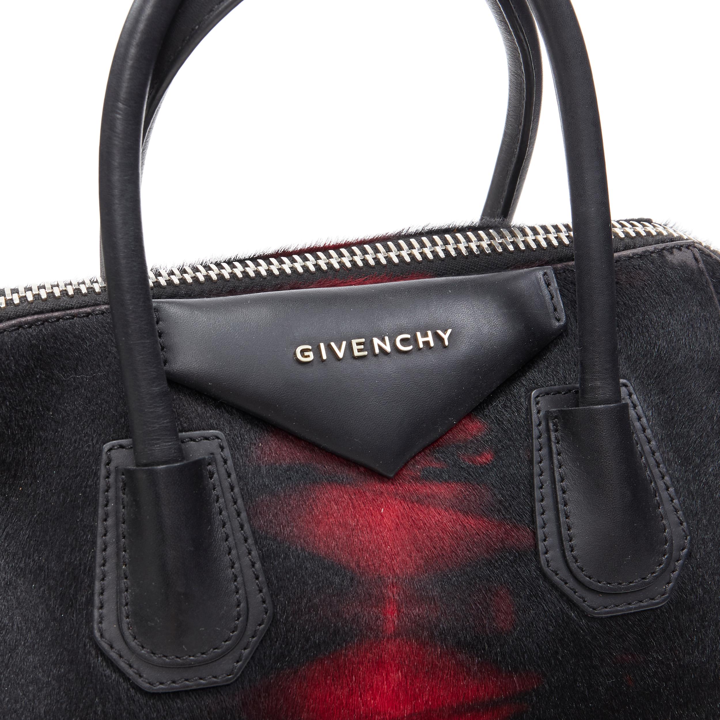 GIVENCHY Antigona black red pony hair gold hardware top zip shoulder tote bag In Good Condition In Hong Kong, NT