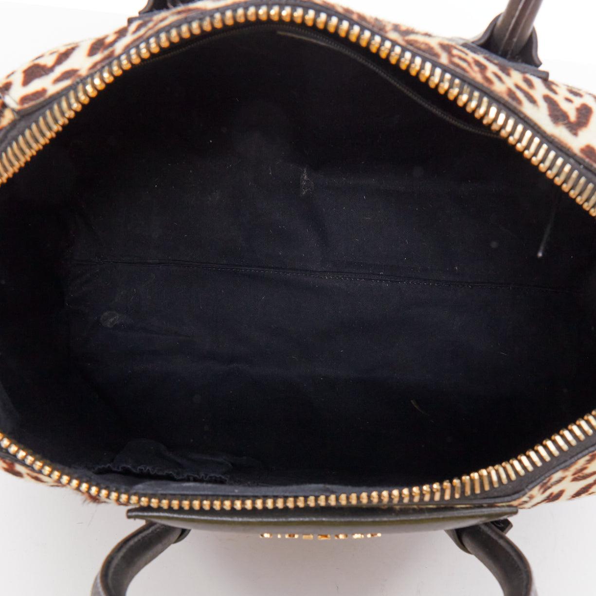 GIVENCHY Antigona brown leopard print calf skin silver logo top handle bag en vente 5