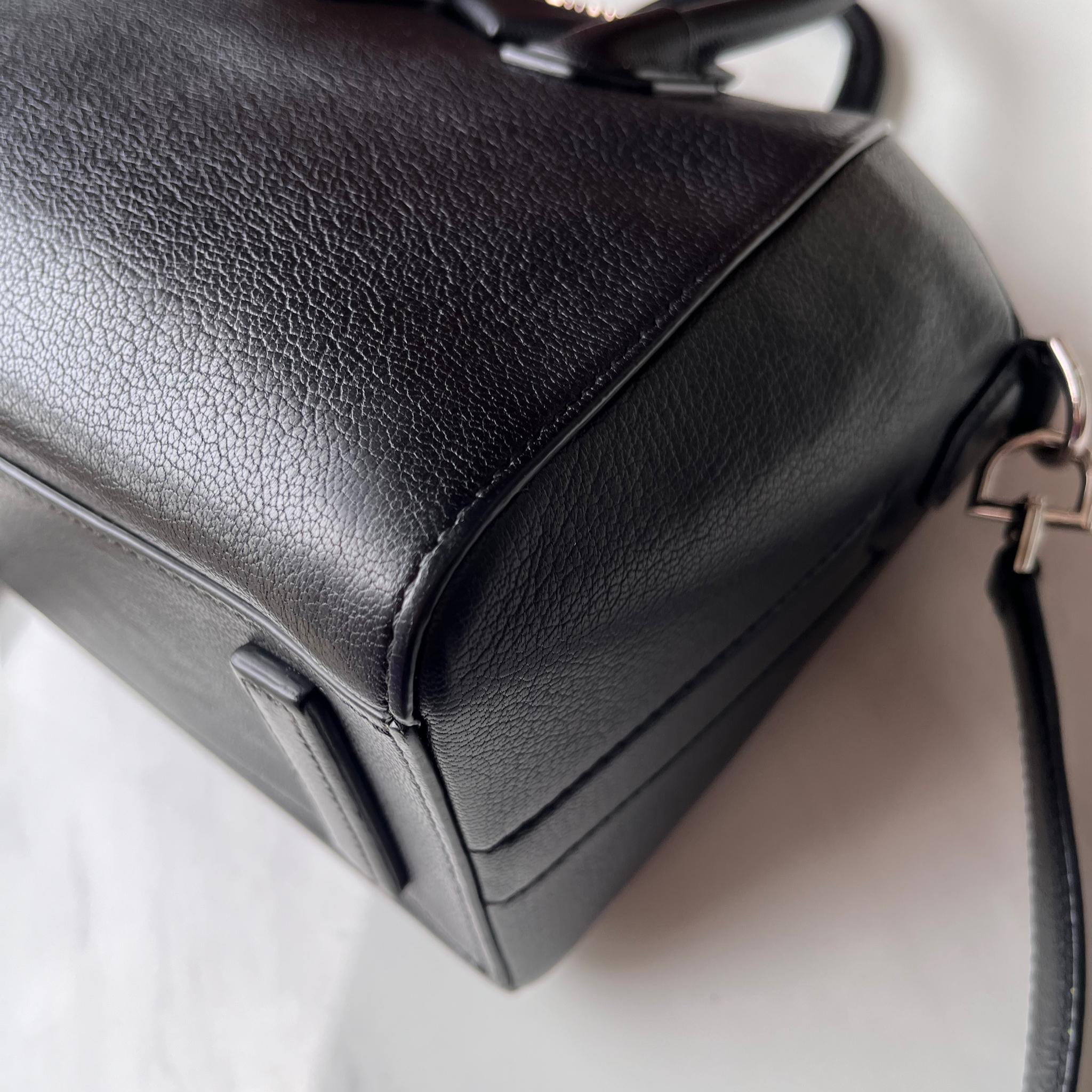 Givenchy Antigona Mini Leather Top Handle bag For Sale 3
