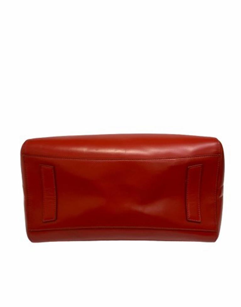 Women's Givenchy Antigona Rossa Shoulder Bag in Leather with Silver Hardware