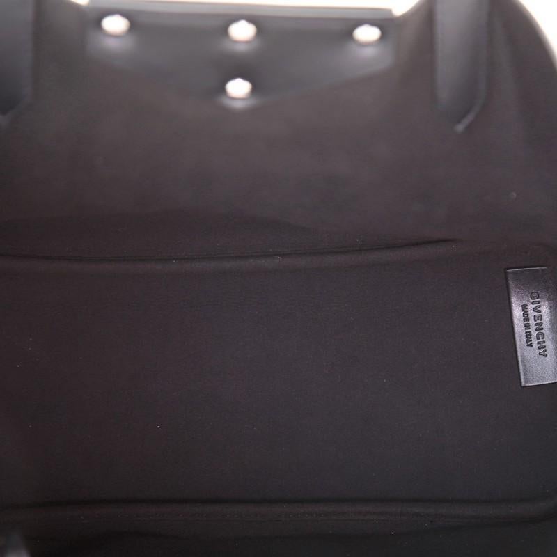 Givenchy Antigona Shopper Tote Logo verschönert Leder Medium 2