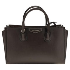 Givenchy Antigona Shoulder Bag — Black