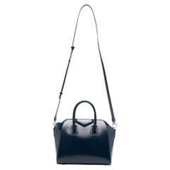 Borsa a tracolla Givenchy Antigona — Blu navy