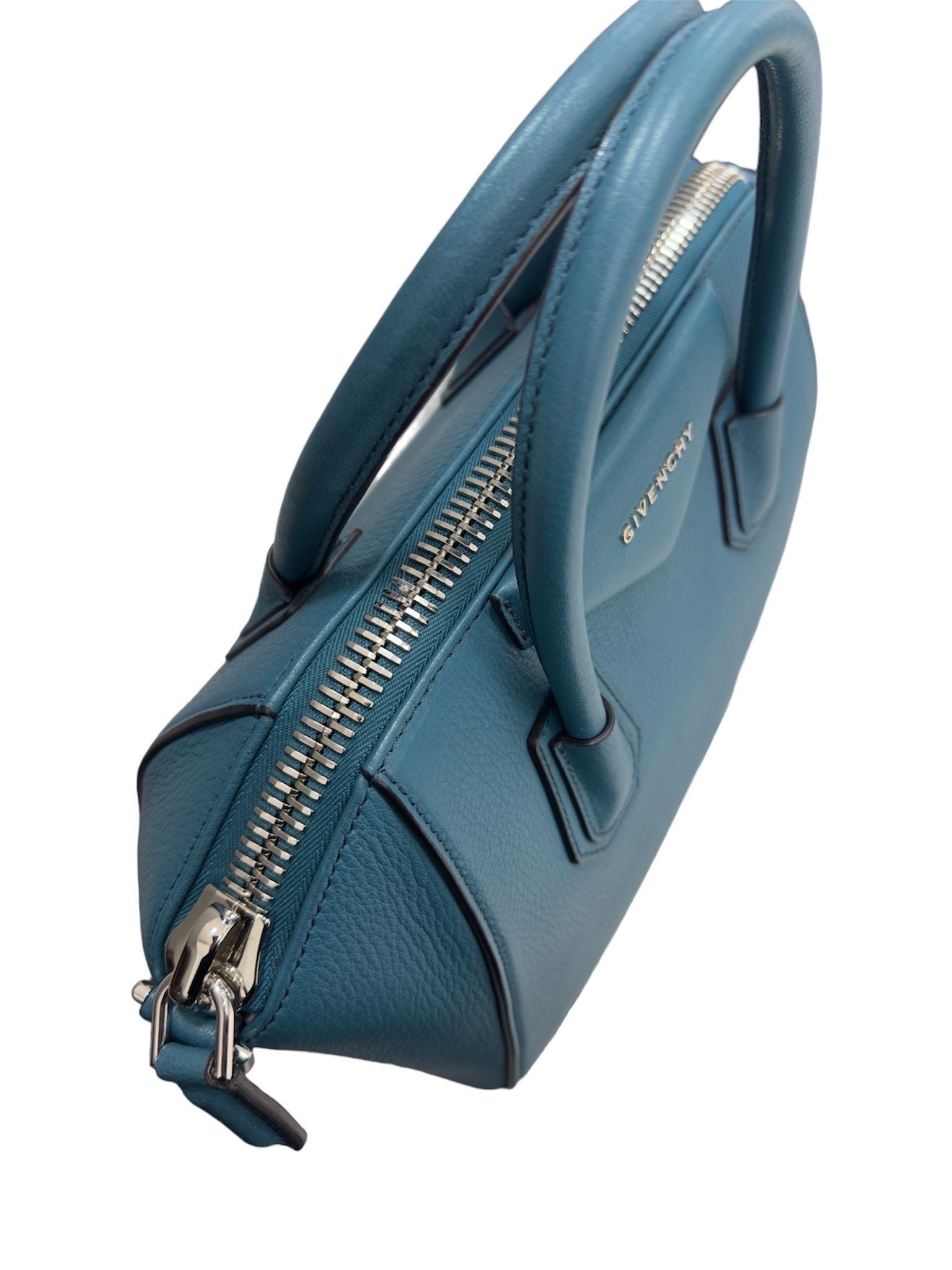 Givenchy Antigona Small Blu Petrolio Borsa A Spalla For Sale 2