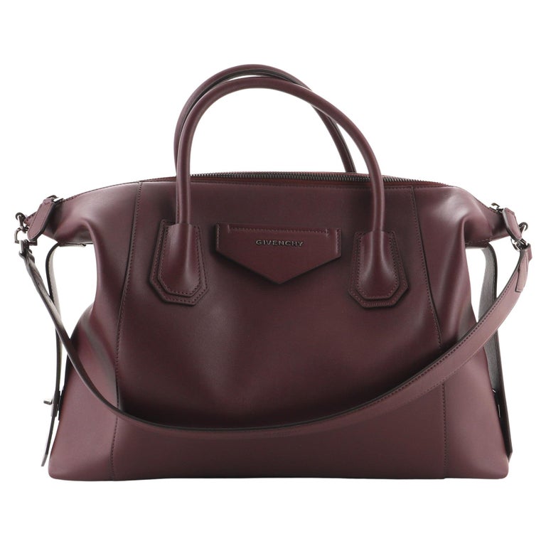 Givenchy Antigona Soft Bag Leather Medium For Sale at 1stDibs