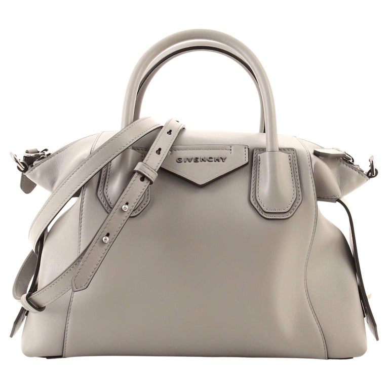 Givenchy Antigona Soft Bag Leather Small For Sale at 1stDibs