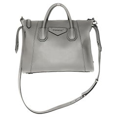 Givenchy Antigona Soft Bag Leather Medium For Sale at 1stDibs