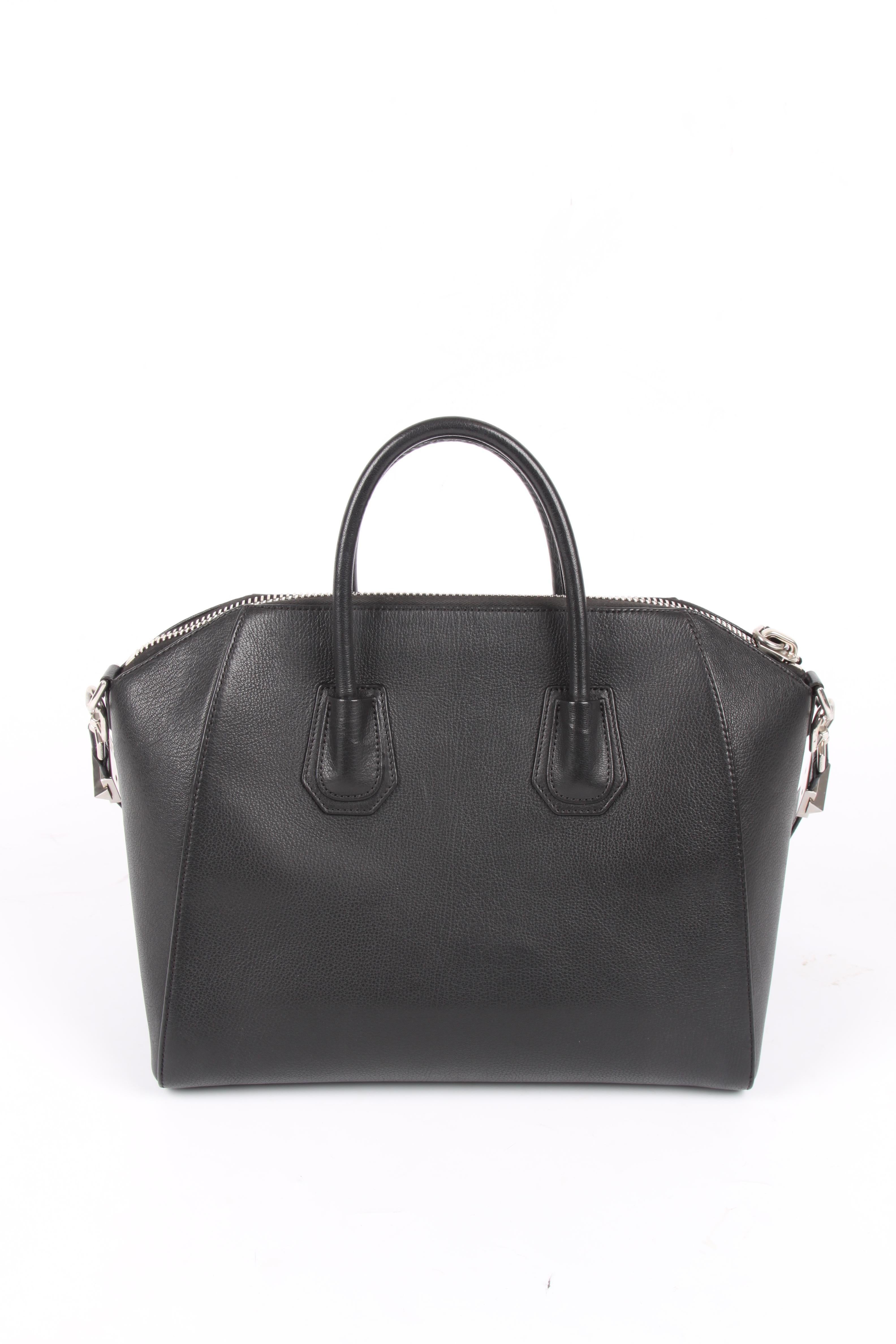 Black Givenchy Antigona Structured Bag Medium - black