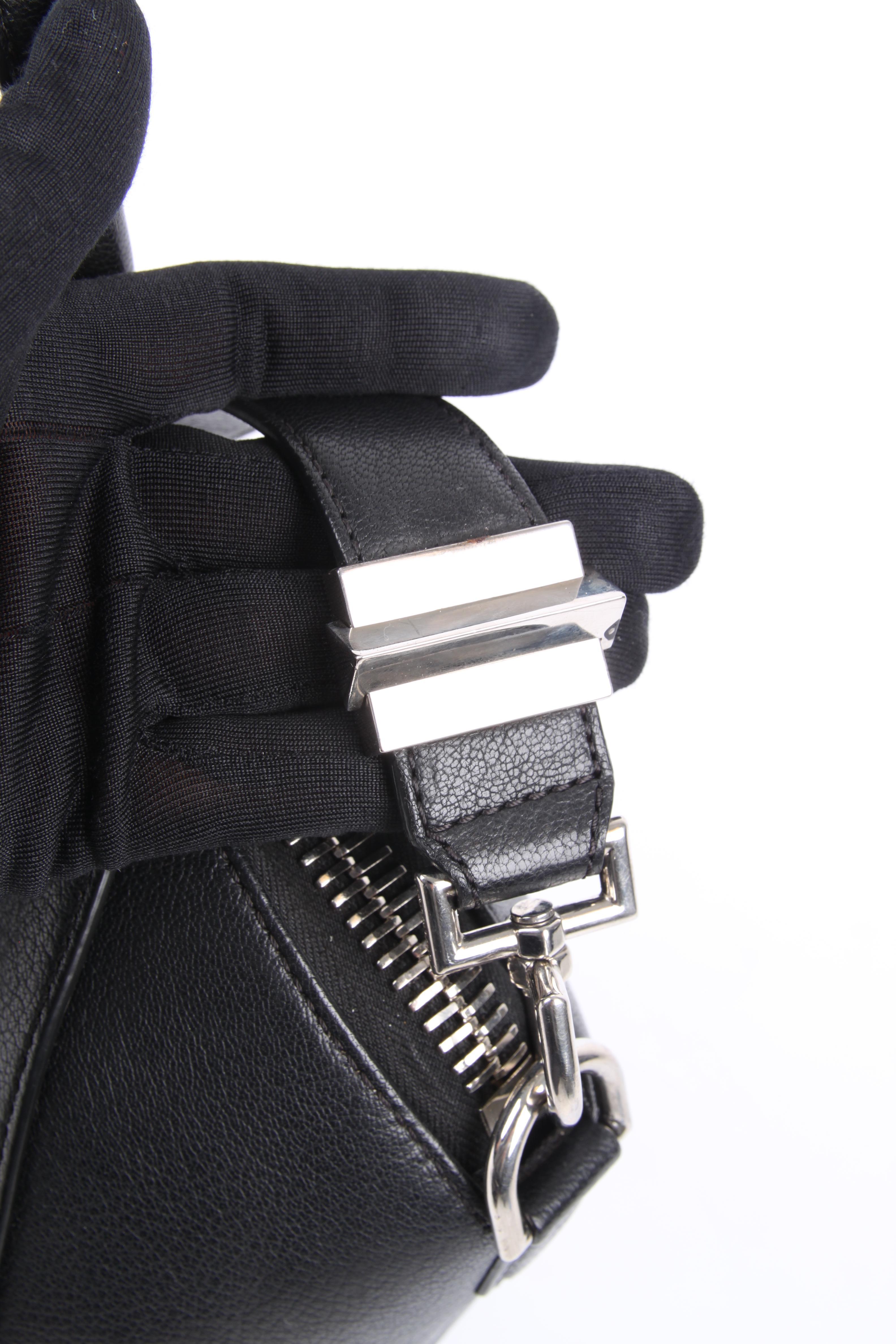 Givenchy Antigona Structured Bag Medium - black 2
