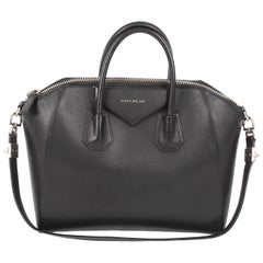   Givenchy Antigona Structured Bag Medium - black   
