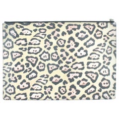 Vintage Givenchy Beige Clutch Leopard Cheetah Jaguar Print Zip Pouch 9mz0125 Wallet