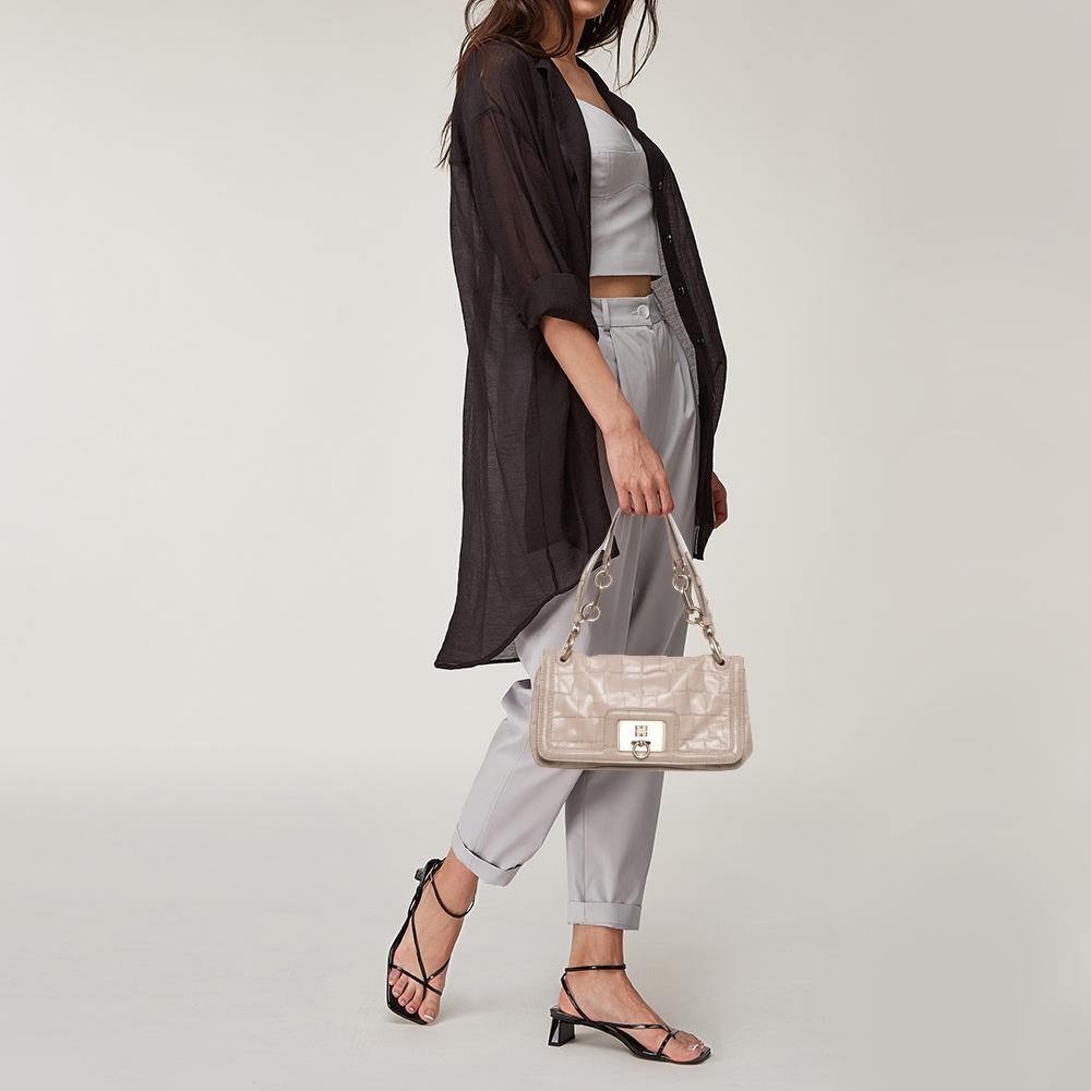 Givenchy Beige Croc Embossed Leather Flap Shoulder Bag In Good Condition In Dubai, Al Qouz 2