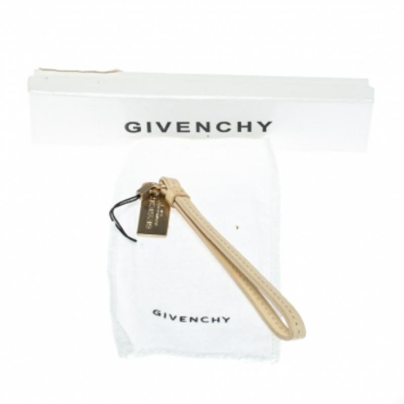 Givenchy Beige Leather Cell Phone Charm In Good Condition For Sale In Dubai, Al Qouz 2