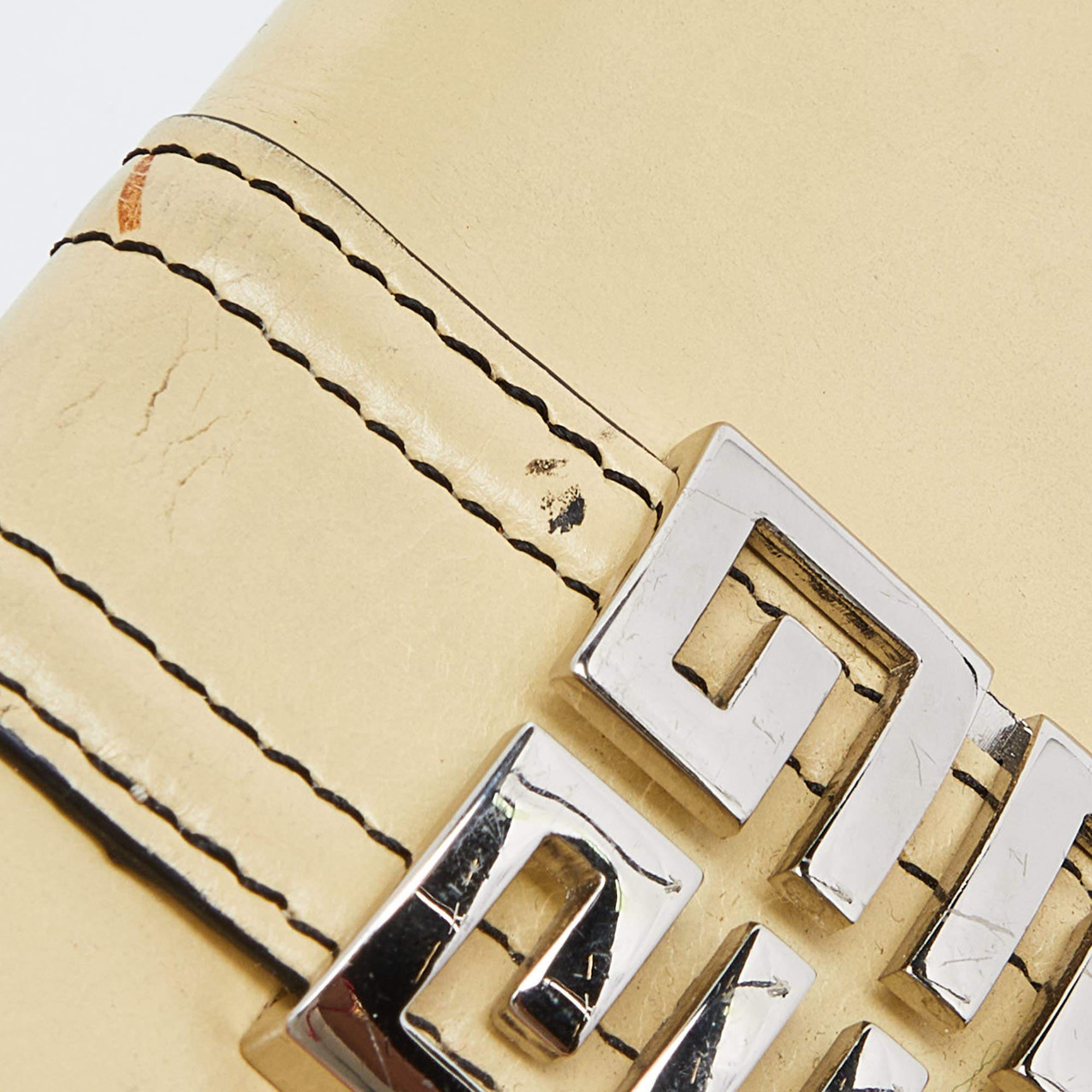 Givenchy Beige Leather Flap Compact Wallet For Sale 4