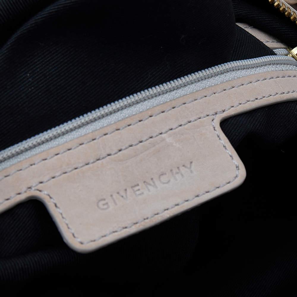 Givenchy Hobo en cuir beige avec fermeture éclair en vente 2