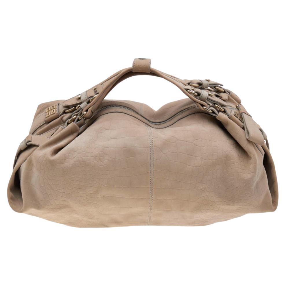 Givenchy - Hobo en cuir beige avec fermeture éclair en vente