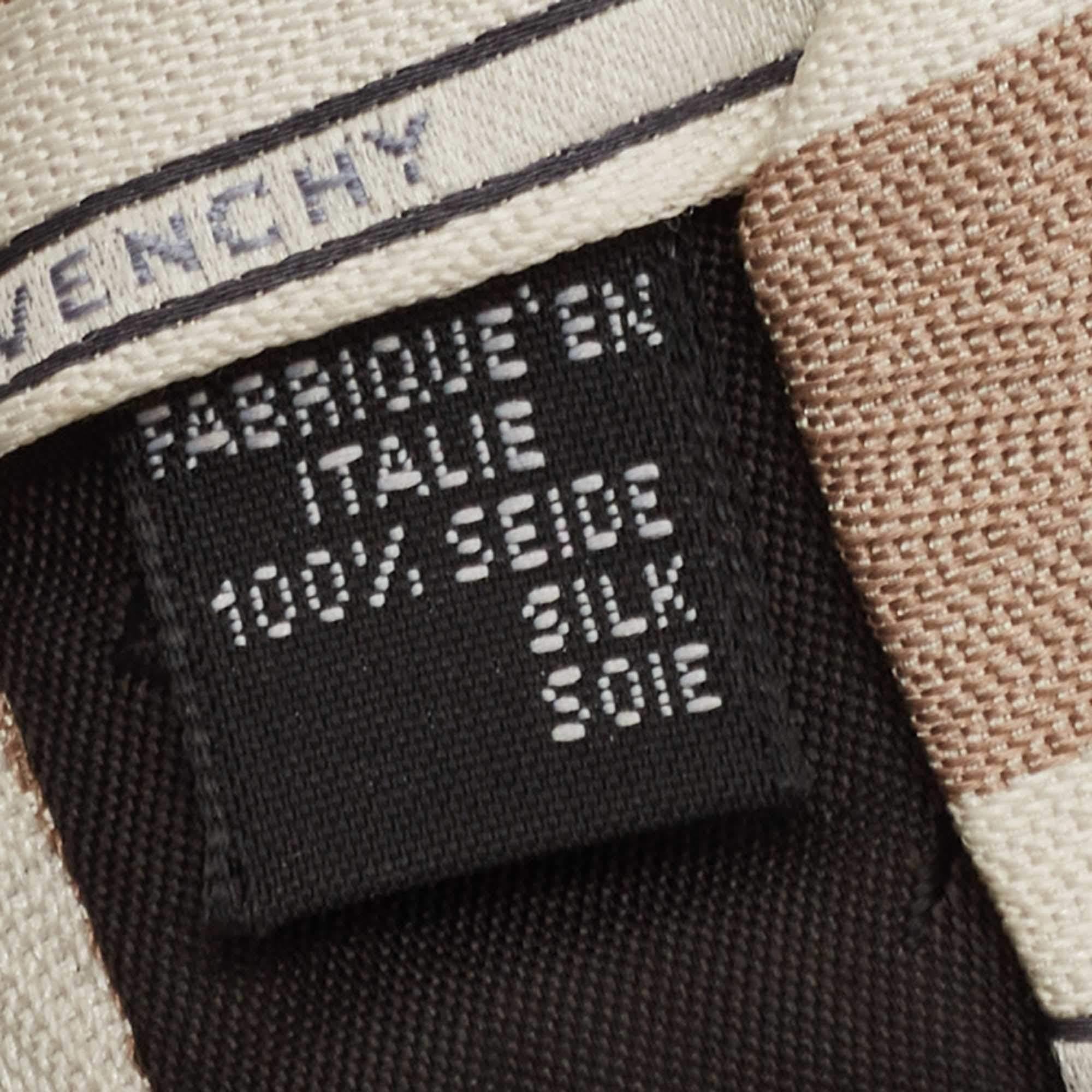 Men's Givenchy Beige Logo Diagonal Striped Silk Tie For Sale