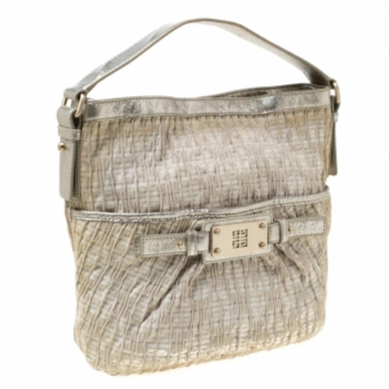 Hobo piccolo in tela e pelle scintillante beige di Givenchy in vendita 3