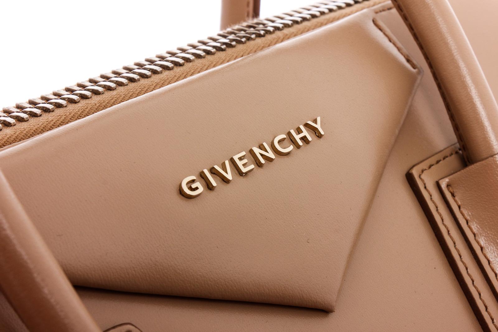 Women's Givenchy Beige Smooth Leather Large Antigona Satchel Bag