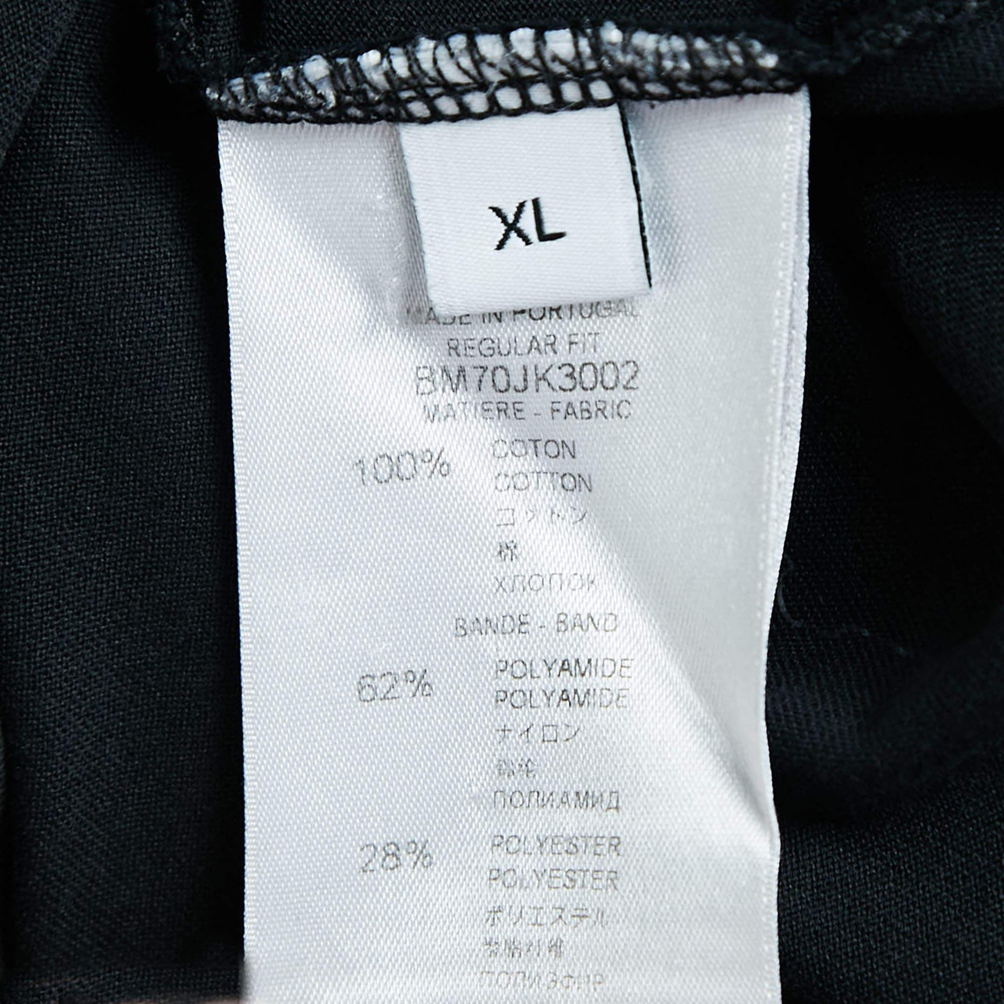 Givenchy Black Cotton Knit Logo Tape Trim Crew Neck T-Shirt XL For Sale 2