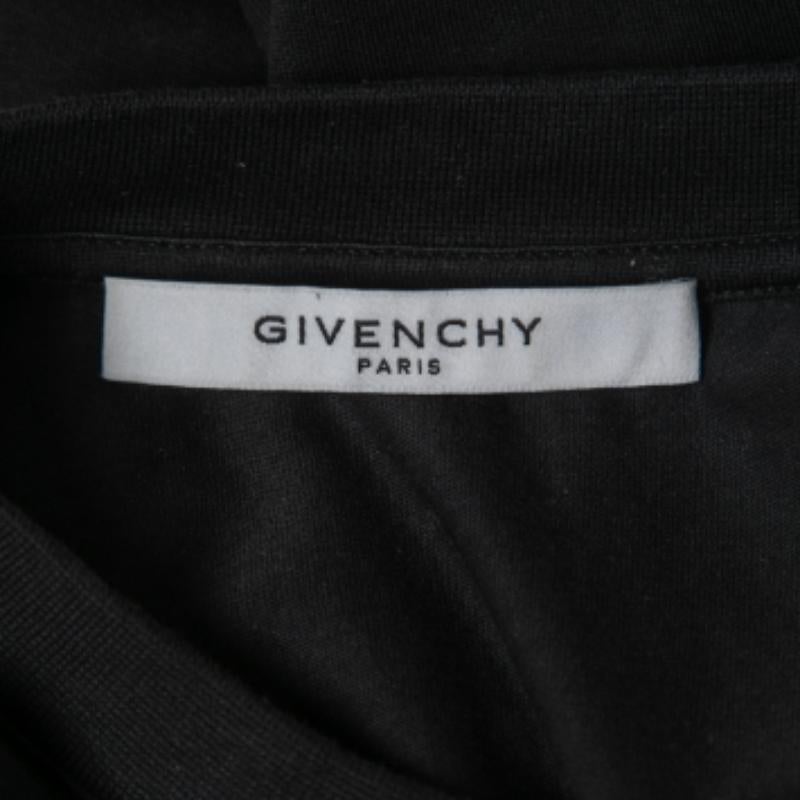 Givenchy Schwarz Baumwolle Logo Patch Rundhalsausschnitt Kurzarm T-Shirt S im Zustand „Gut“ im Angebot in Dubai, Al Qouz 2