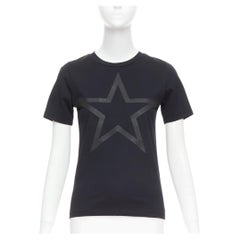 GIVENCHY Schwarzes Baumwollshirt mit strukturiertem Sternendruck und kurzen Ärmeln S